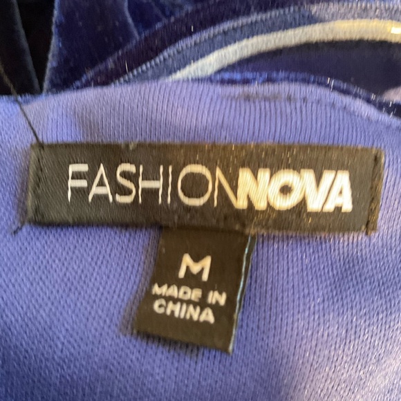 FASHIONNOVA, Sz M, Velveteen, Midnight Blue, BodyCon, Mini-Dress W Deep V Neck - Picture 3 of 16